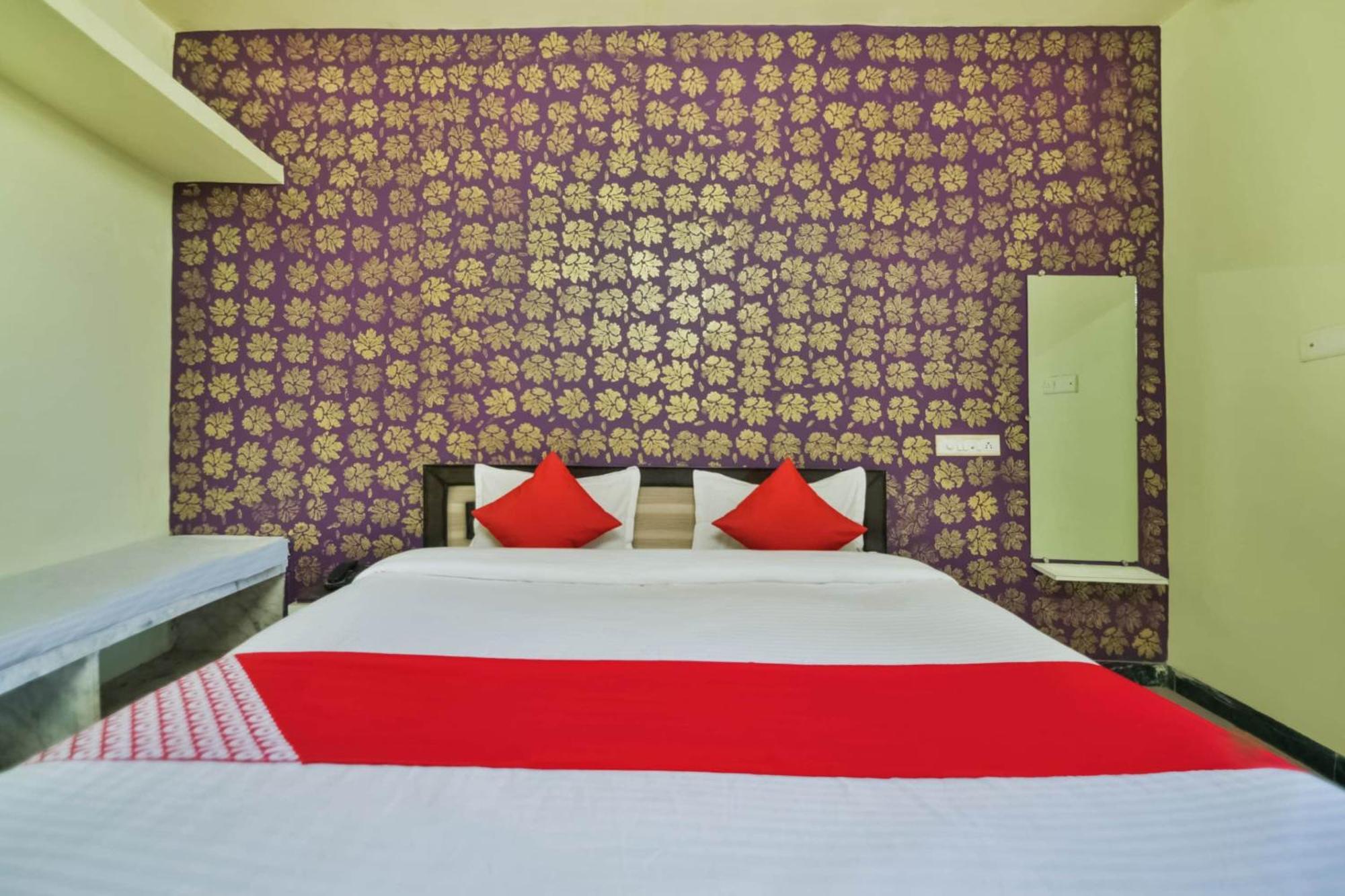 Hotel O Kalika Resort Lakāwās Bagian luar foto