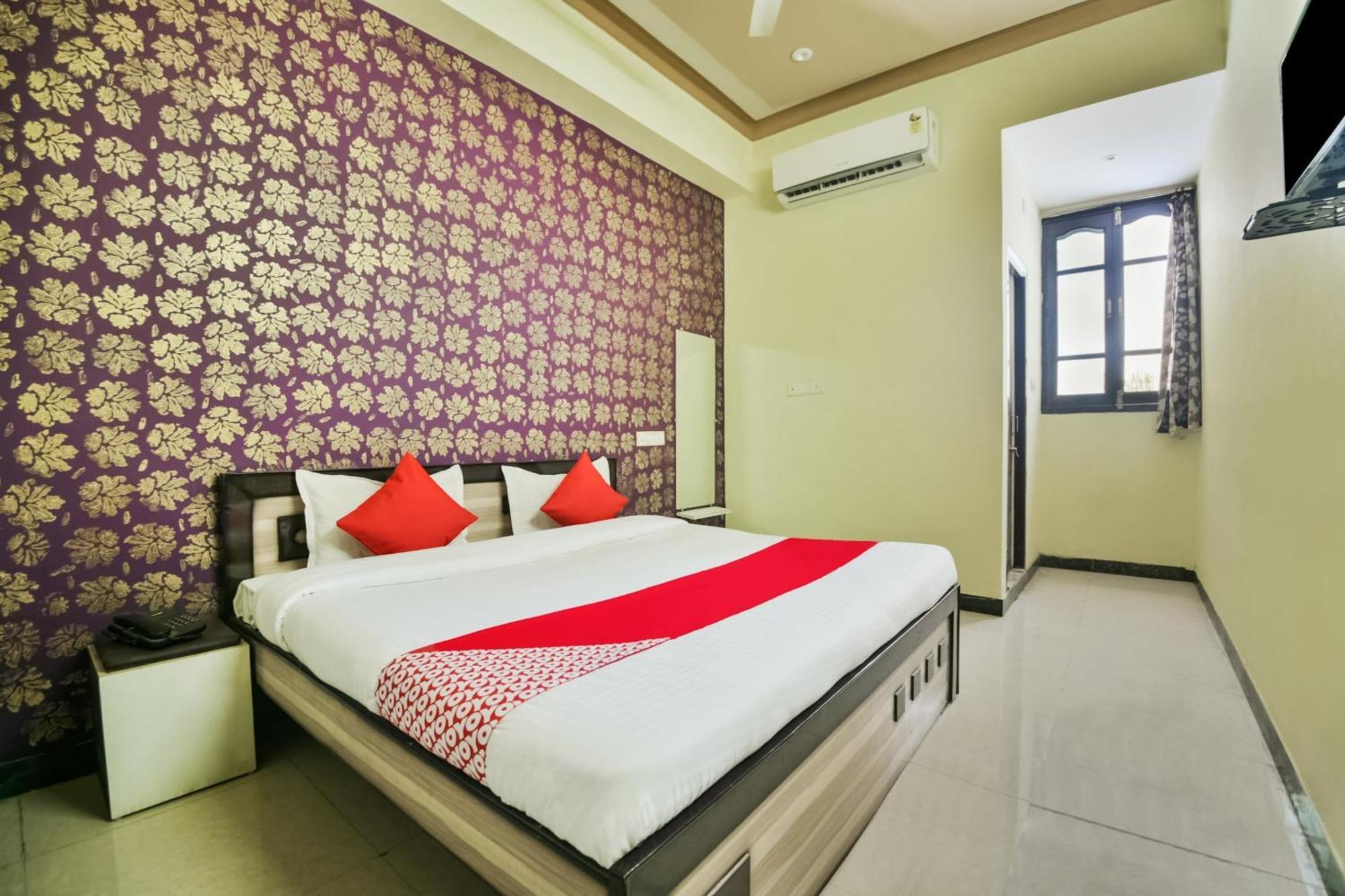 Hotel O Kalika Resort Lakāwās Bagian luar foto