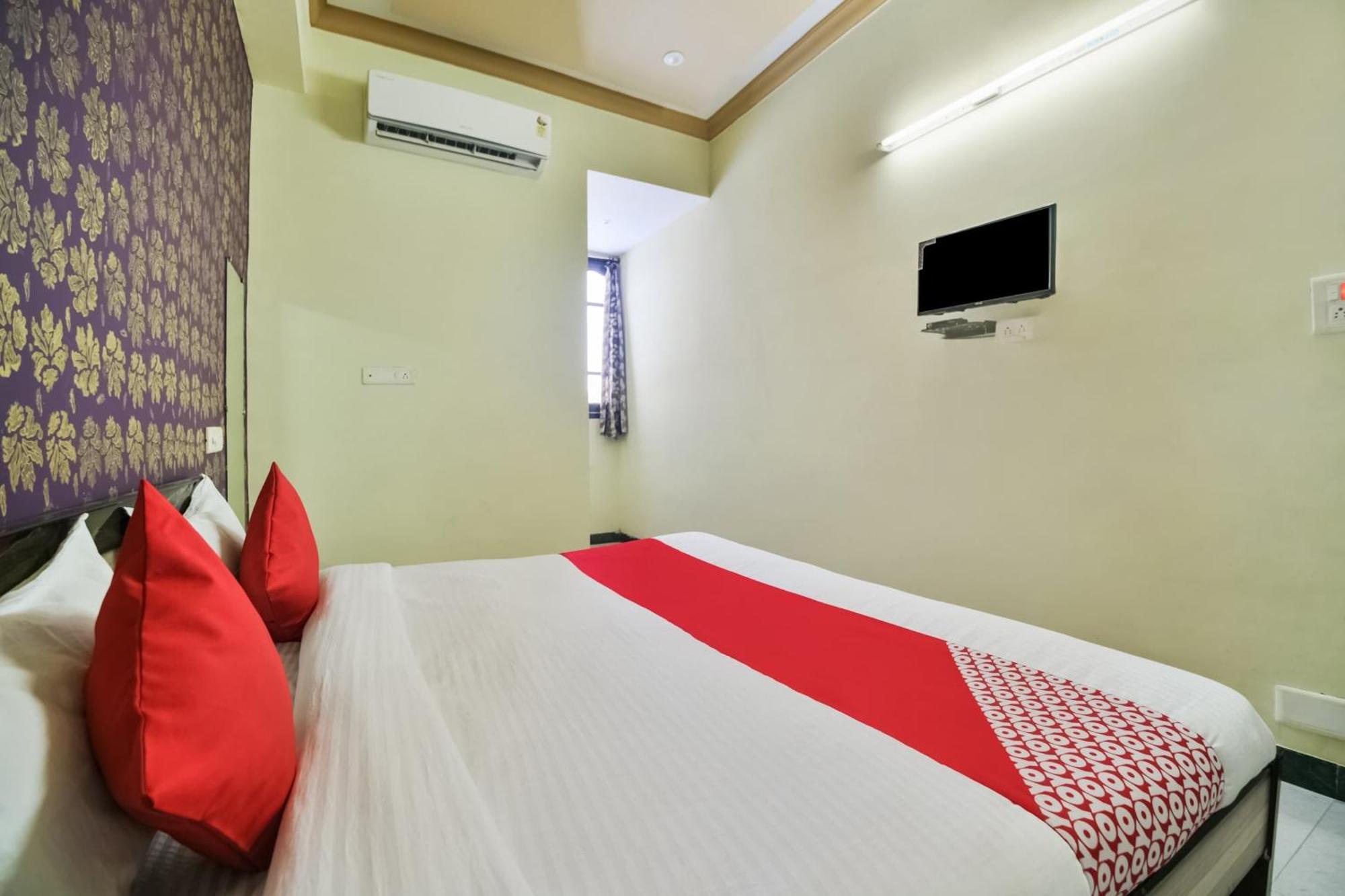 Hotel O Kalika Resort Lakāwās Bagian luar foto
